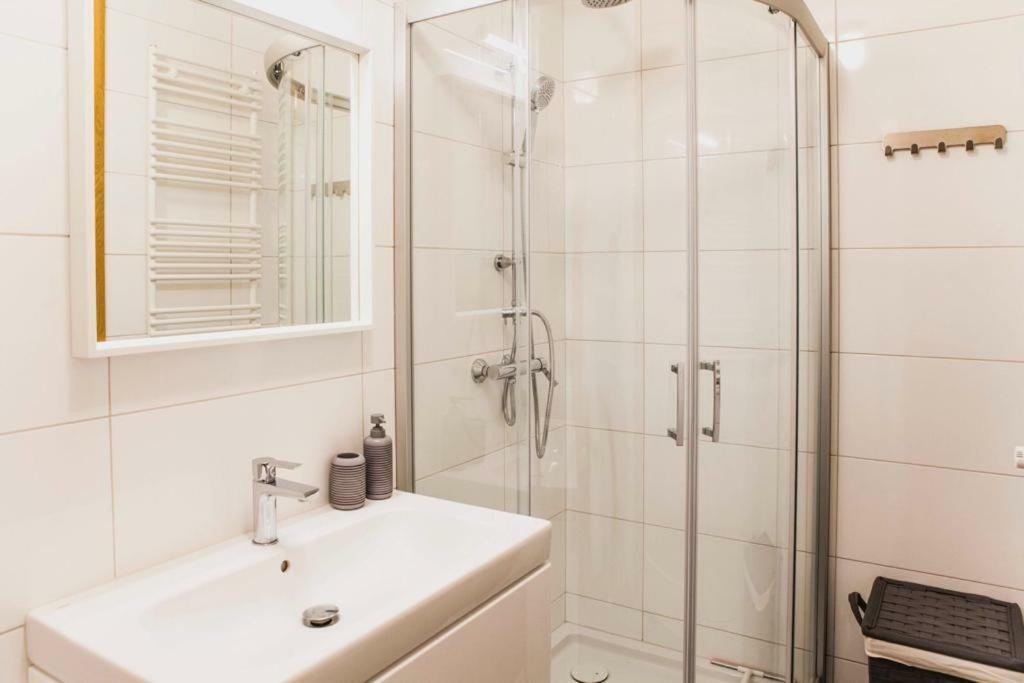 Apartament W Centrum Olsztyna - Grunwaldzka Olsztyn  Buitenkant foto